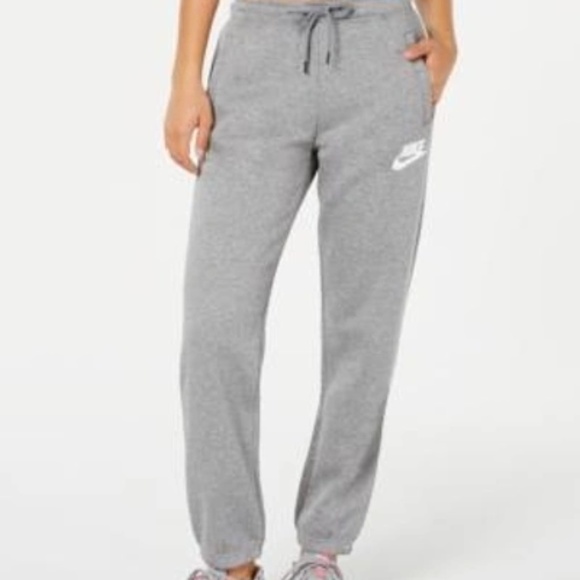 Nike Pants - Nike Rally Relaxed Fleece Pants